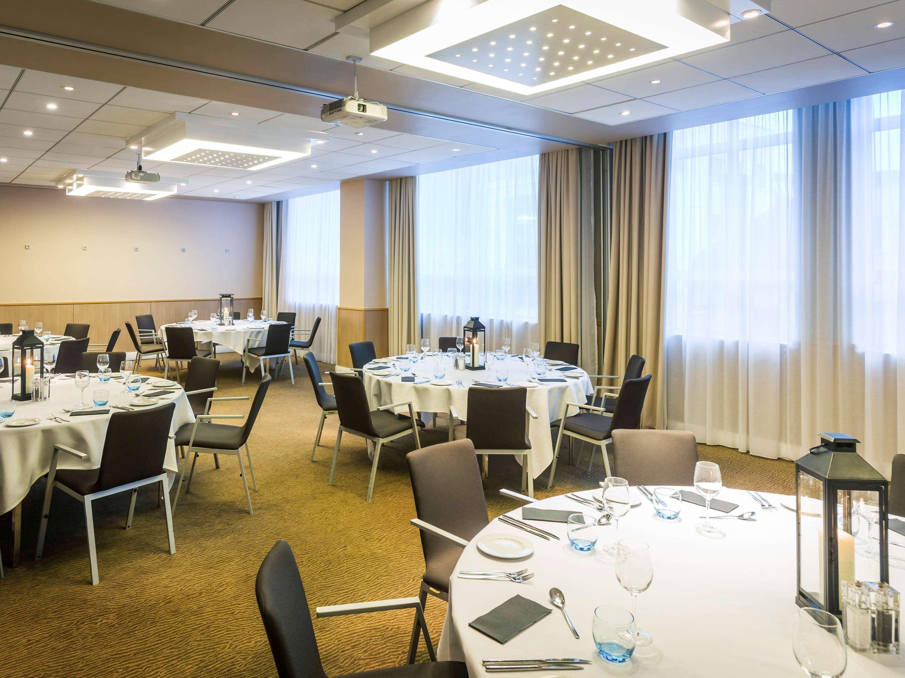Novotel Reading Centre Ngoại thất bức ảnh
